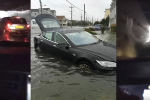 Tesla Model S в крайнем случае можно использовать как лодку