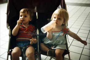 Детские снимки Скарлетт Йоханссон