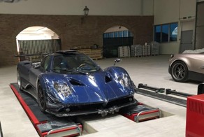 Новая единичная версия суперкара Pagani Zonda