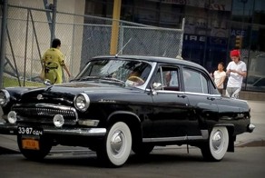 Бруклинская ГАЗ-21 с номером "VOLGA"