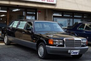 Лимузин Mercedes-Benz W126 из Японии