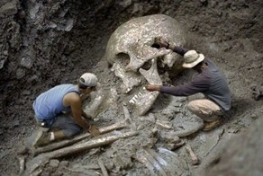 20 конспирологических теорий, которые, возможно, имеют под собой основание