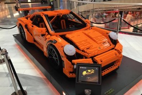 Porsche 911 GT3 RS из Lego в масштабе 1:1