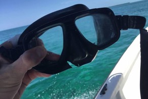 Нападение акулы на Багамских островах