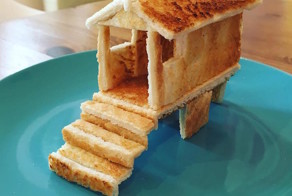 Папа создаёт умопомрачительные скульптуры из тостов для своей дочери с пищевой аллергией