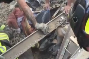 В Италии спасли находившуюся под завалами 17 часов девочку