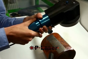 Мощный лазер с легкостью очищает металл от ржавчины