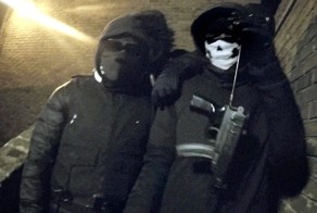 Мачете, наркотики и пулеметы: лондонские банды показали телезрителям свою жизнь