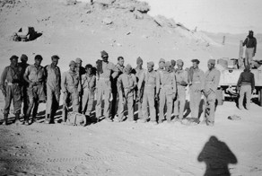 Найдено уникальное фото 1941 года, запечатлевшее первый состав подразделения SAS