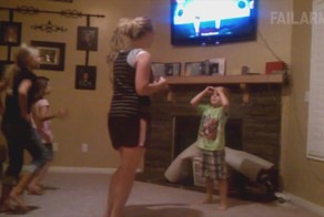 Вот такая веселая жизнь у братьев и сестер