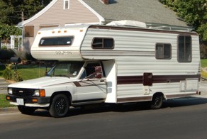 Toyota Dolphin - дом на колесах из 80х