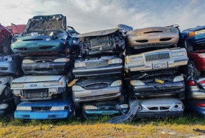 Самая большая авторазборка в мире, или как умирают автомобили в Америке