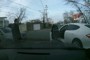 Водитель на «Porsche» устроил стрельбу