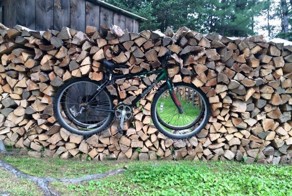 Зима близко: Творческий подход к укладке дров