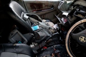 Взрыв гранаты в автомобиле с людьми