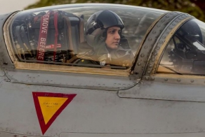 Пилот из Пакистана (12 фото)