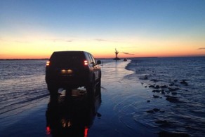 Дорога во Франции, которая уходит под воду дважды в сутки