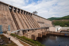 Прогулка по Зейской ГЭС (38 фото+видео)