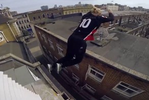 Впечатляющий паркур от первого лица