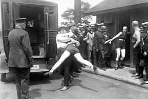 Охота на купальники. США, 20-е