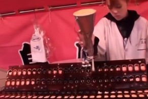 Настоящие мастера своего дела за работой