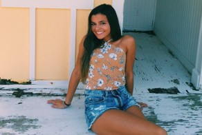 Надевать на себя 100 футболок было не самой лучше идеей