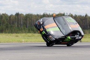 Новый мировой рекорд скорости на двух колесах