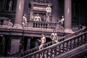 Спортсмены Кембриджских университетских команд обнажились — исключительно ради благотворительности