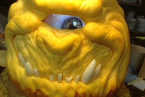 Мороз по коже: самые жуткие тыквы на Хэллоуин