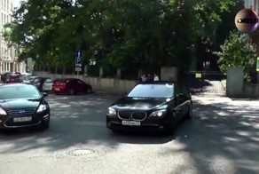 На работников мэрии Москвы ПДД не распространяются (видео)