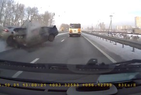 Авария дня. Смертельное ДТП на трассе под Красноярском