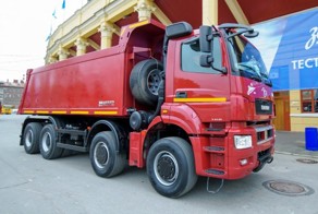 Новый четырехосный КамАЗ-65201 "Люкс"
