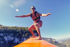 Небесный серфинг на высоте 600 метров над Землей