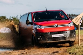 Не самый спортивный Citroen в руках раллиста