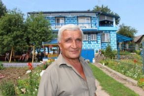 Белорусский пенсионер построил «аквапарк» (6 фото+текст)