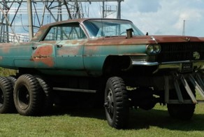 Безумный шестиколесный монстр - Cadillac Deuce DeVille