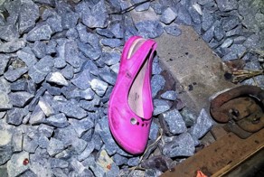 Фрагменты тела человека на железной дороге