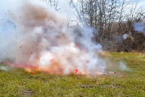 Как выглядит одновременный взрыв 100 000 петард