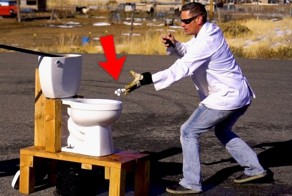 Почему не стоит кидать натрий в воду