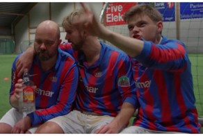 Наша школа! Пьяные в хлам норвежские комики сыграли в футбол