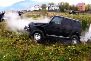 Mercedes-Benz G63 AMG убивают на бездорожье