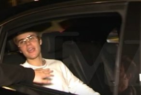 Джастин Бибер разбил губу приставшему к нему гею