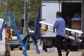 Ты сможешь пройти куда угодно, когда ты со стремянкой 