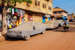  На чем ездят в Гамбии 