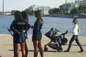 Изящные, красивые женские ноги