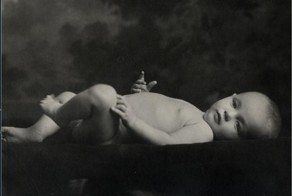 24 редких и очаровательных фотографий маленькой Нормы Джин Бейкер, будущей Мэрилин Монро