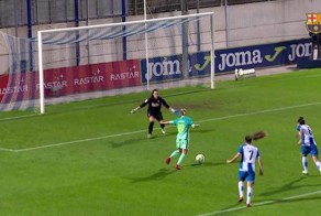 На это можно смотреть вечно: невероятный гол в женском футболе