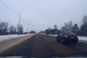 Встреча двух лихачей и занос на 150 км/ч