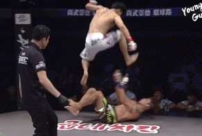 Боец зверски прыгнул на голову своего противника, и сразу пожалел об этом