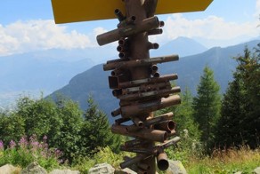 Неизвестный человек создал в Швейцарии необычный горный искатель